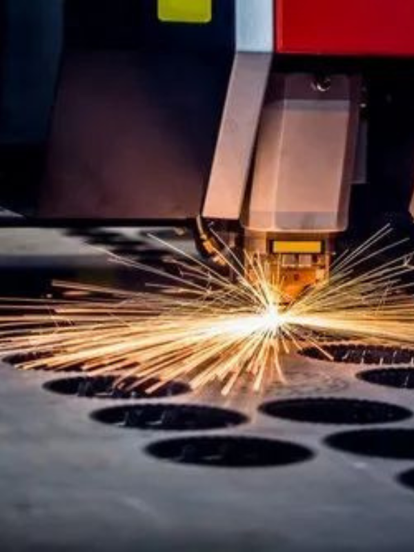 Laser_Cutting_Machine_02